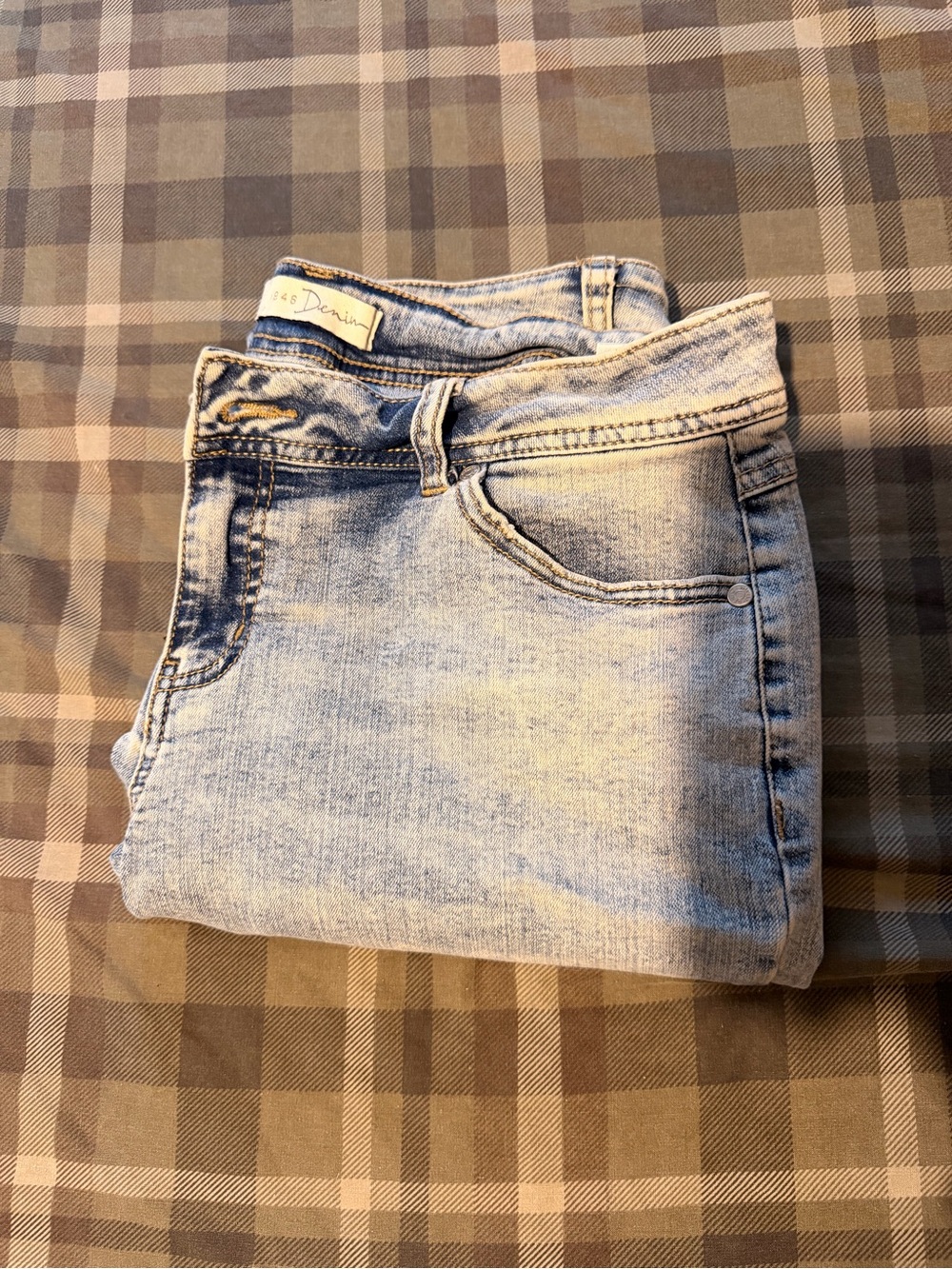 Denim&Co Light Blue Cropped Women's Jeans